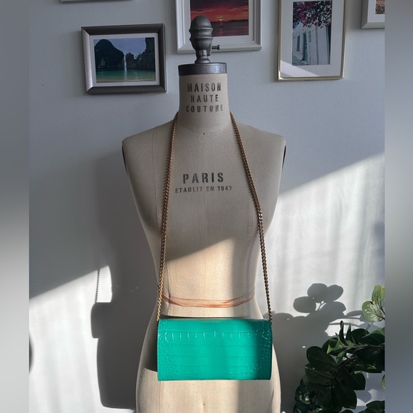 Balmain B-Buzz Croc-Embossed Leather Chain Wallet - Picture 4 of 11